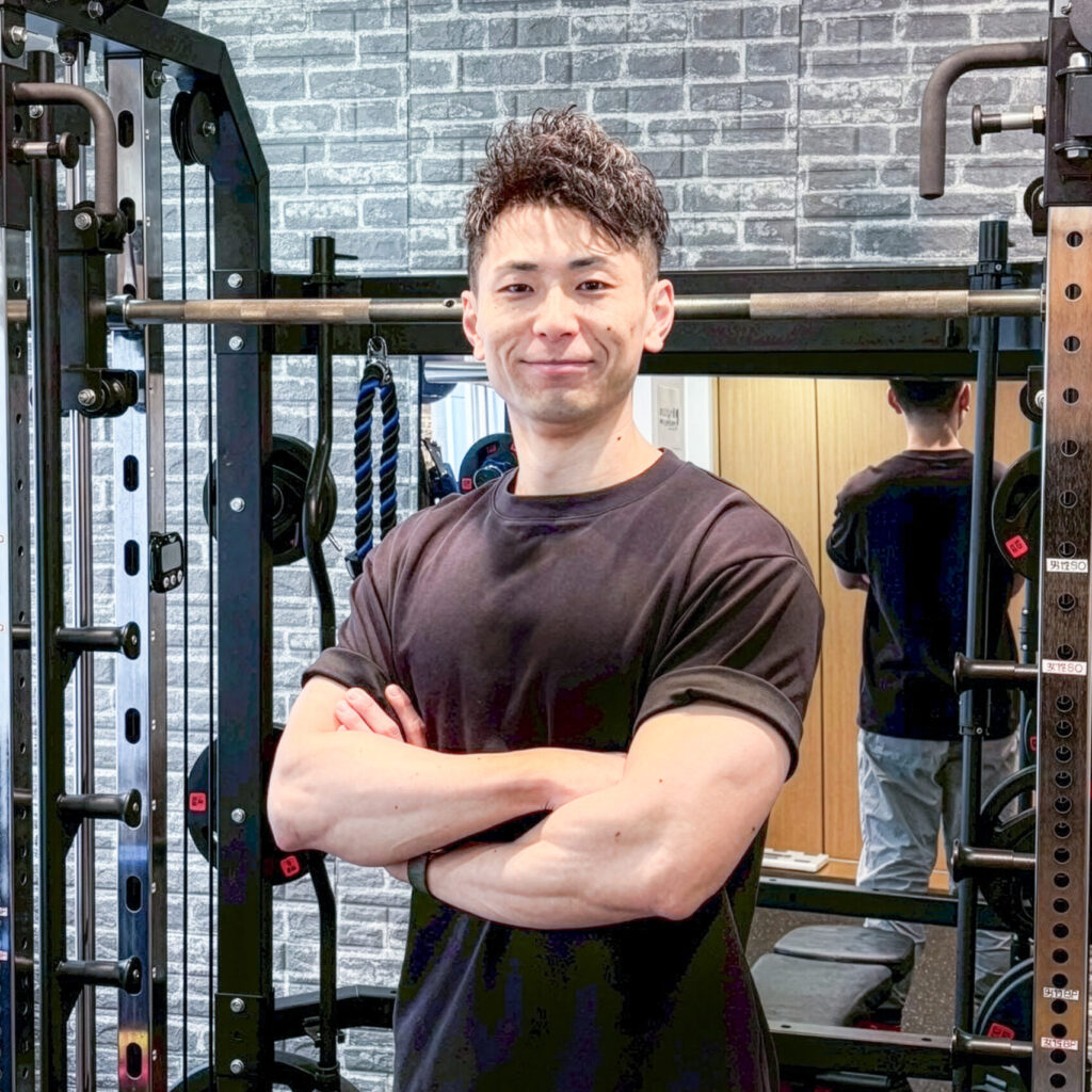 Brightenパーソナルジムのトレーナー小嶋恭平のプロフィール写真